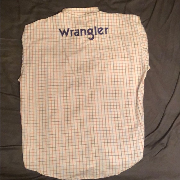 Wrangler long sleeve button-up XL - Picture 2 of 4
